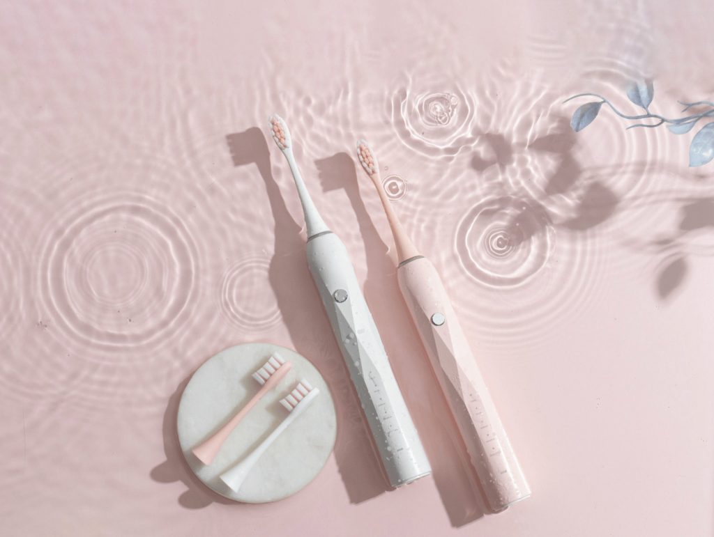 如何更換電動(dòng)牙刷頭？