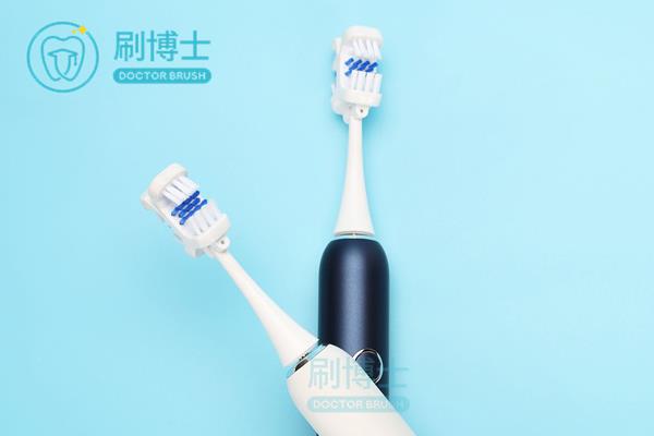 電動牙刷好還是普通牙刷對牙齒好？不同類型的牙刷使用方法