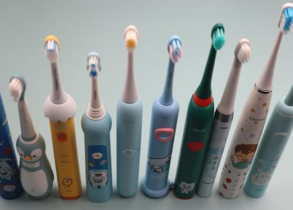 成人可以用兒童電動(dòng)牙刷嗎？三大原因告訴你：選擇成人款電動(dòng)牙刷為妙