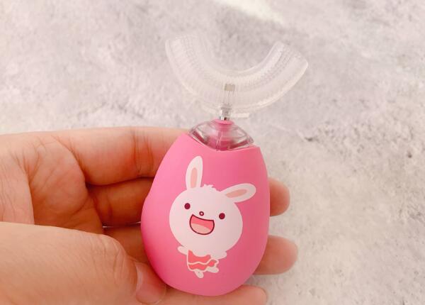 u型電動(dòng)牙刷兒童怎么用？保姆級(jí)的兒童U型牙刷使用教程