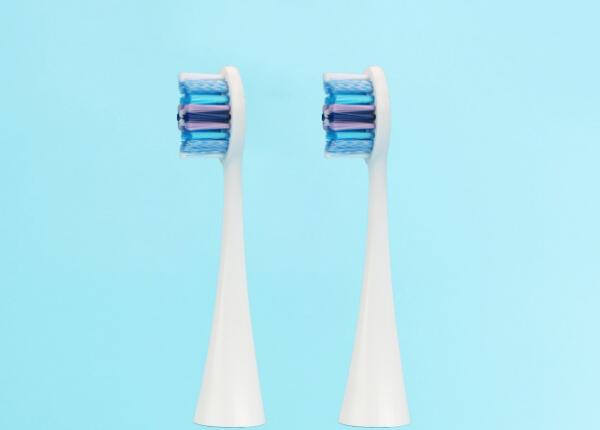 刷博士聲波電動(dòng)牙刷刷頭廠家教你一招，輕松選對(duì)刷頭