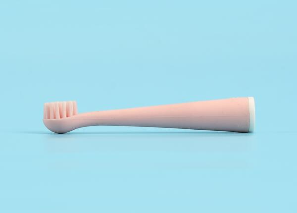 硅膠頭電動(dòng)牙刷使用方法介紹：硅膠刷頭就這樣用！