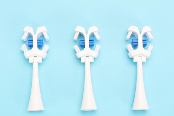 電動牙刷替換頭有型號嗎？常見的幾種電動牙刷替換頭介紹