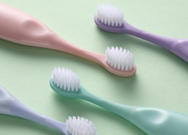 50塊錢(qián)的手動(dòng)牙刷能用多久？真正的答案，嚇你一跳！