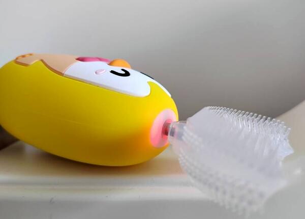 寶寶需要買u形牙刷嗎？寶寶u形牙刷挑選技巧