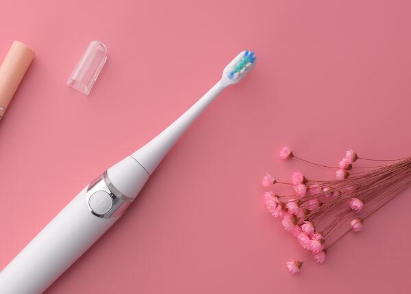 國(guó)內(nèi)電動(dòng)牙刷價(jià)格多少？國(guó)內(nèi)電動(dòng)牙刷市場(chǎng)價(jià)格揭秘